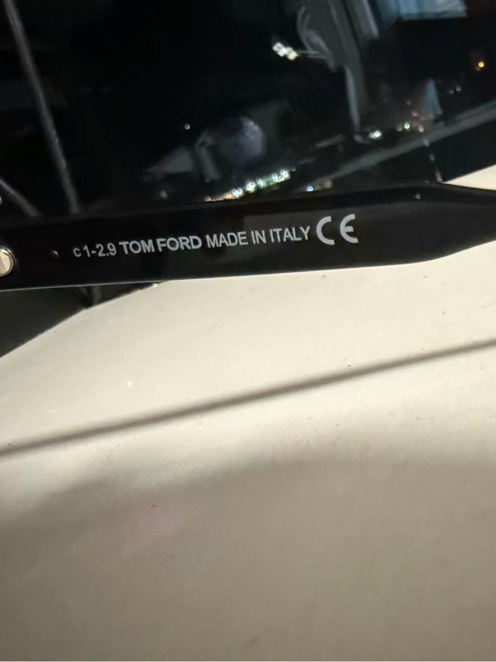 Authentic Tom Ford Black Cat-Eye Frames

Tom Ford Anya TF762 - Picture 6 of 8